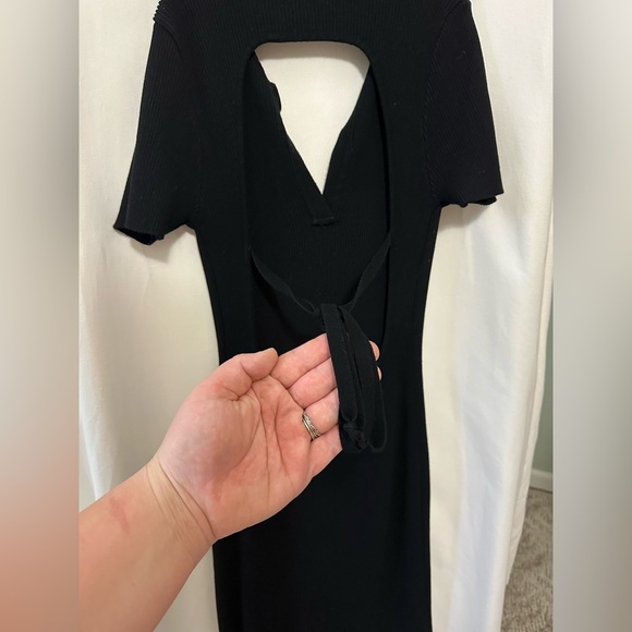 Abbeline Black Open Back Ribbed Knit Collard Dress Size Medium - Picture 4 of 10